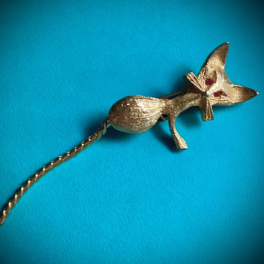 Vintage Cat Brooch Pin with Rhinestone Eyes and Unique Moveable Tail Gold Tone